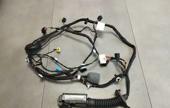 Audi A5 Front door wiring loom/harness boot 8B3971029BD