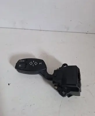 BMW 5 E60 E61 Indicator stalk 6924103K