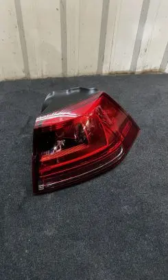 Volkswagen Golf VII Rear/tail lights 5GM945096