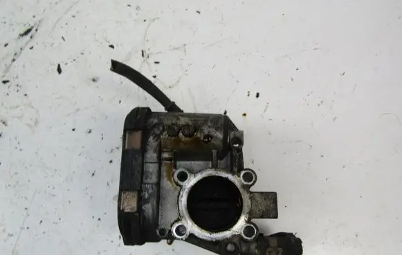 Opel Corsa C Electric throttle body valve 9157512