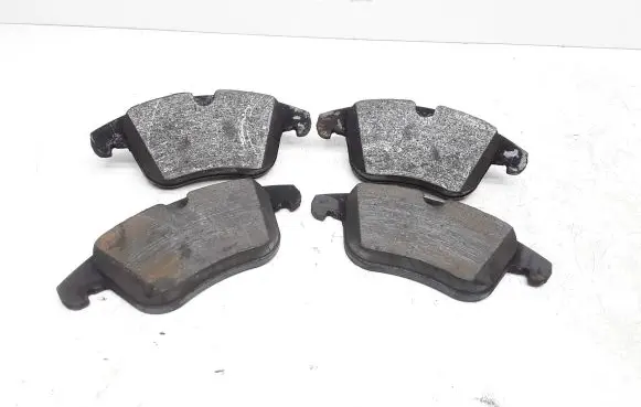 Volvo V60 Brake pads (rear) 