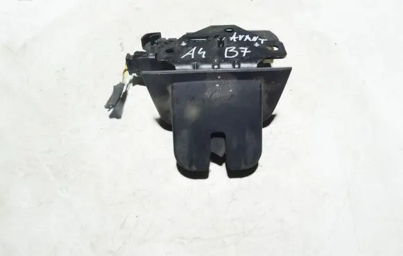 Audi A4 S4 B7 8E 8H Tailgate/trunk/boot lock/catch/latch 8P4827505B 8E9827520A