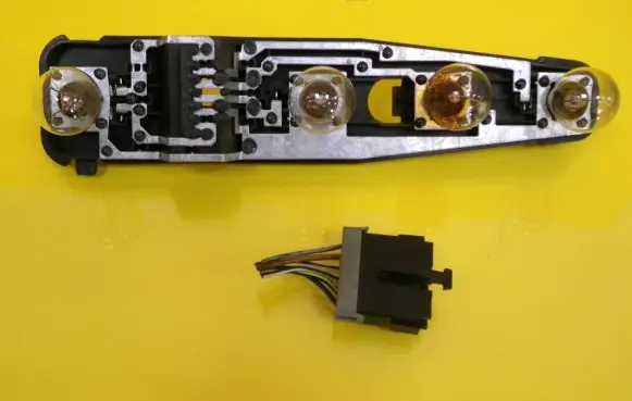 Opel Vectra B Tail light bulb cover holder