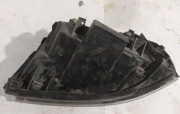 Seat Alhambra (Mk1) Headlight/headlamp 7M7941016M