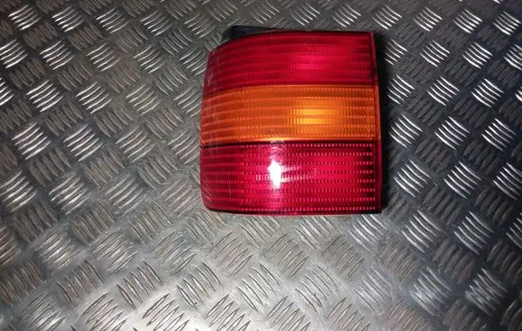 Volkswagen PASSAT B4 Rear/tail lights 3A9945111