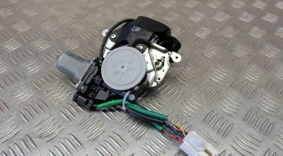 Tailgate/trunk/boot lock/catch/latch