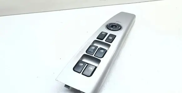 Hyundai Santa Fe Electric window control switch 3714901110