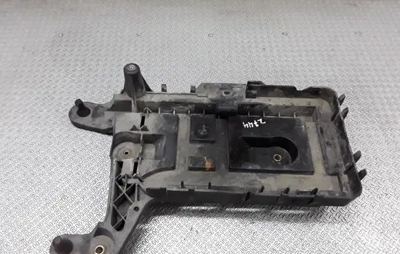 Seat Leon (1P) Battery tray 1K0915333C