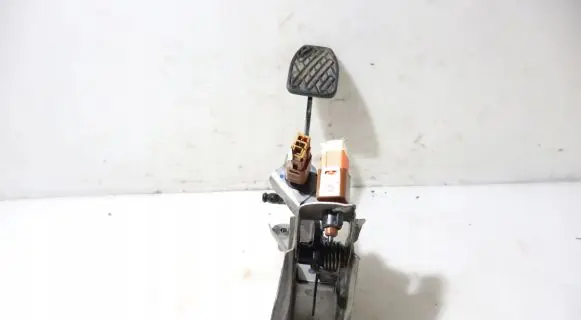Clutch pedal