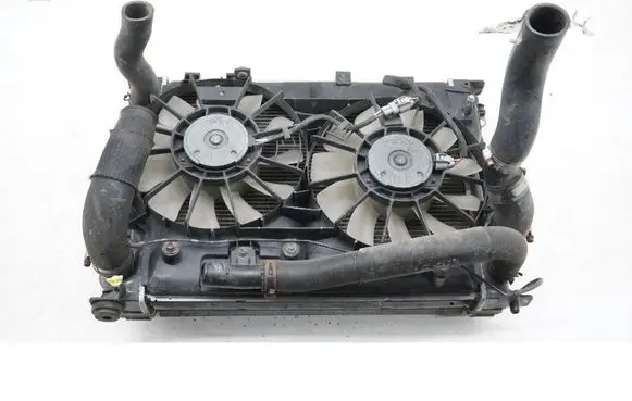 Lexus IS 220D-250-350 Coolant radiator