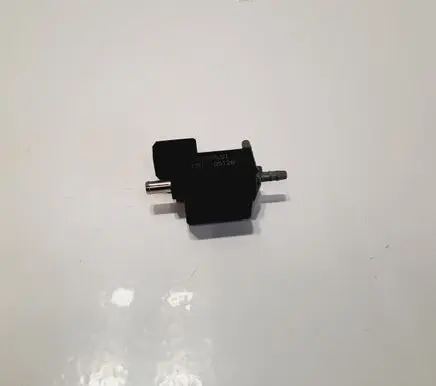 Peugeot 407 Vacuum valve 