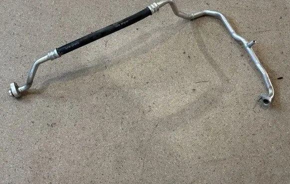 Air conditioning (A/C) pipe/hose