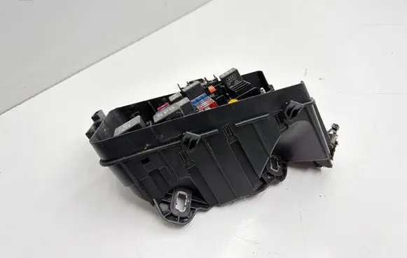 Skoda Octavia Mk4 Fuse box set 5WA907361A