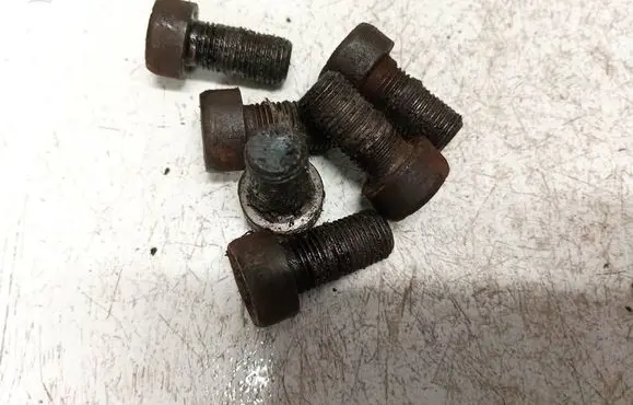 Opel Insignia A Nuts/bolts 