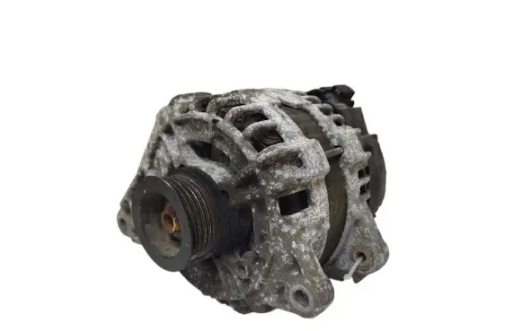 Mercedes-Benz B W246 W242 Generator/alternator A0009063322 0125711028
