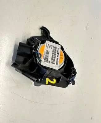 Volvo XC70 Front door speaker 8633993 5327040099 04W47