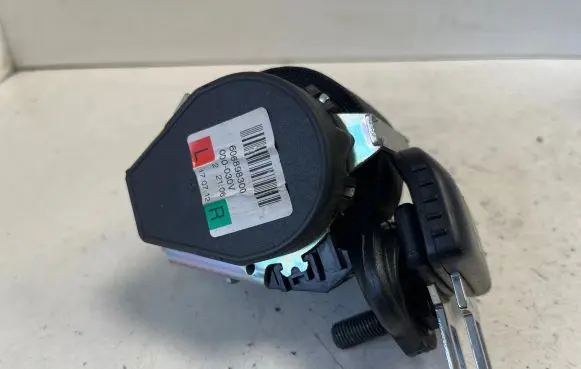 Audi Q7 4L Third row seat belt 4L0857811