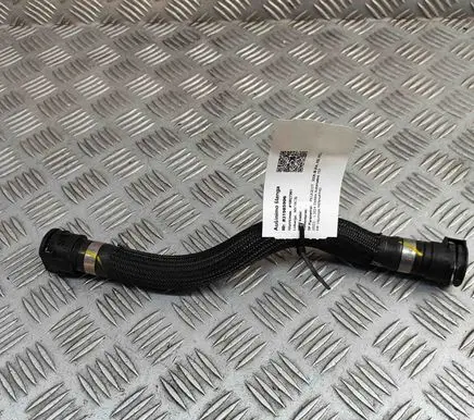 Peugeot 3008 III Engine coolant pipe/hose 9841646580