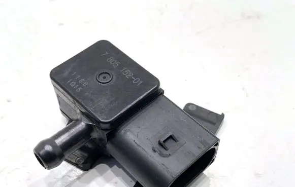 BMW 5 F10 F11 Exhaust gas pressure sensor 7805152