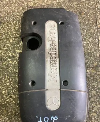 Mercedes-Benz E W211 Engine cover (trim) A6110100367