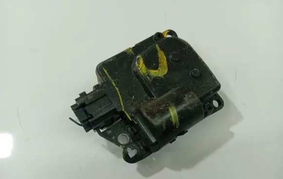 Citroen C4 I Air flap motor/actuator AA1138002640 AA-113800-2640