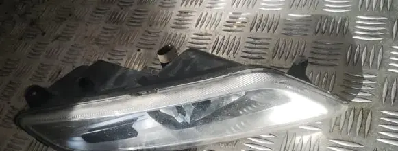 Volkswagen PASSAT B7 Front fog light 176623