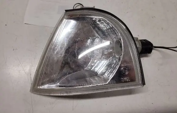 Skoda Octavia Mk1 (1U) Front indicator light 18A208B