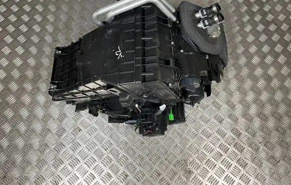 Volvo V60 Interior heater climate box assembly P31418278 20140430B L2513025