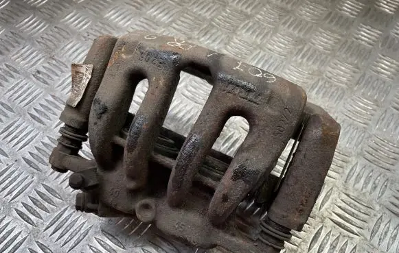 Peugeot 607 Front brake caliper