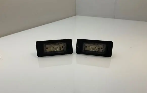 BMW 3 E92 E93 Number plate light 7193293