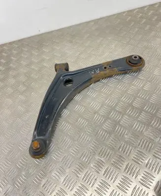 Citroen C4 Aircross Front lower control arm/wishbone