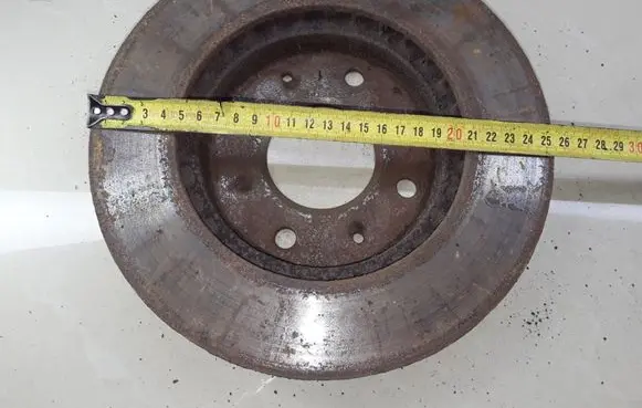 Mitsubishi Carisma Front brake disc