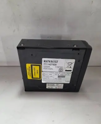 Renault Espace - Grand espace IV Radio/CD/DVD/GPS head unit 7711427939
