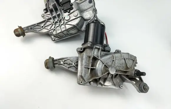 Renault Scenic III - Grand scenic III Wiper motor 288102466R