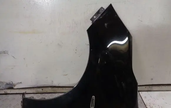 Mitsubishi Space Star Fender 