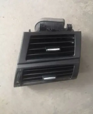 BMW X5 E70 Dashboard side air vent grill/cover trim 9227768