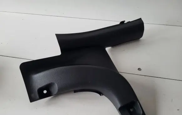 Hyundai Kona I Rear sill trim cover 85875K4000