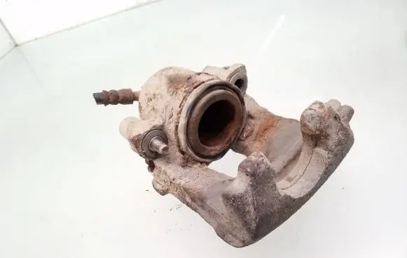 Skoda Octavia Mk1 (1U) Front brake caliper