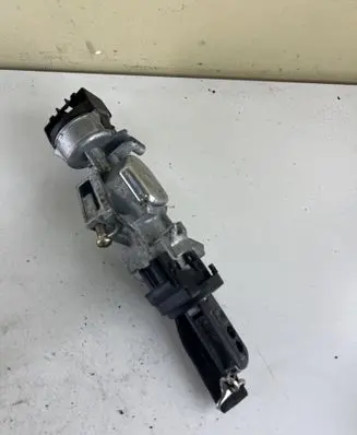 Land Rover Discovery 3 - LR3 Ignition lock 3M513E880AC YWD000010 98AB11572AH
