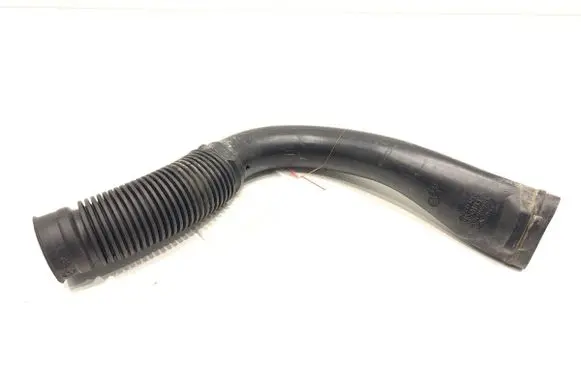 Air intake hose/pipe