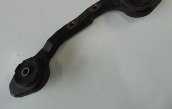 Lexus GS 250 350 300H 450H Front differential bracket 
