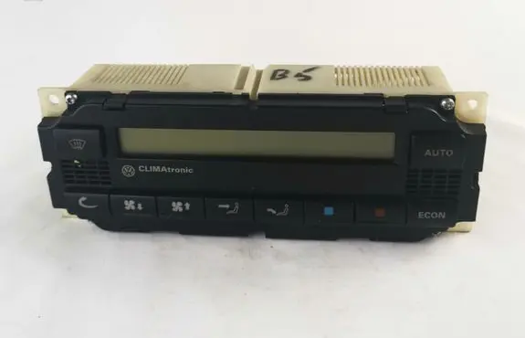Volkswagen PASSAT B5 Climate control unit 1J1907044