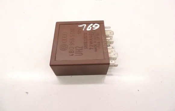 Volkswagen Golf IV Window wiper relay 4B0955531C D169