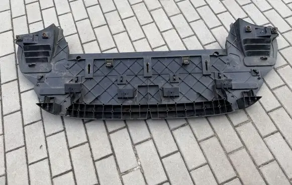 Peugeot 3008 I Front bumper skid plate/under tray 9682864880