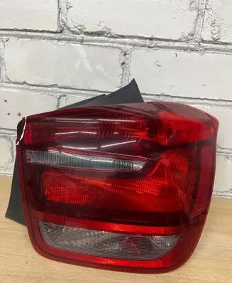 BMW 1 F20 F21 Rear/tail lights 0201020000 1025957