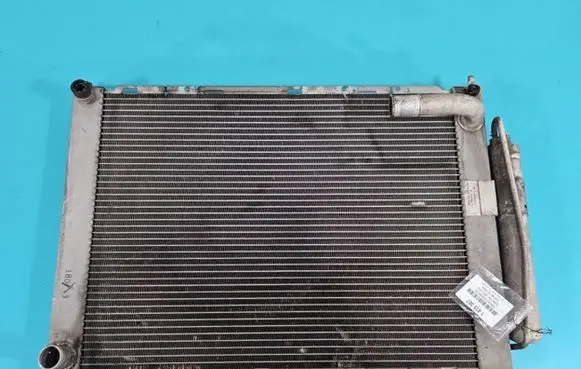 A/C cooling radiator (condenser)