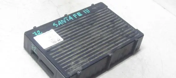 Hyundai Santa Fe Sound amplifier 963702W000