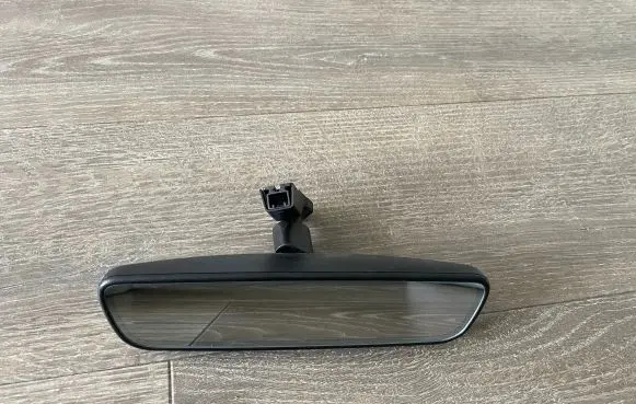 KIA Sportage Rear view mirror (interior) E11048835