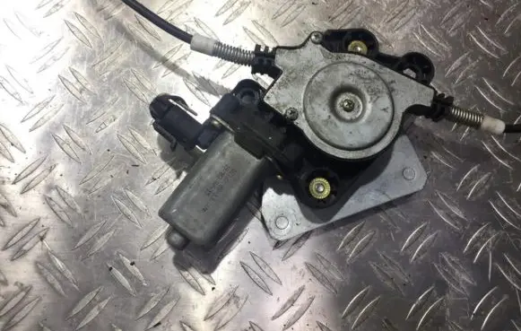 Ford Ka Front door window regulator motor D21220813