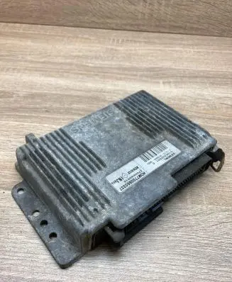 Renault Megane I Engine control unit/module ECU HOM7700860337 7700869818